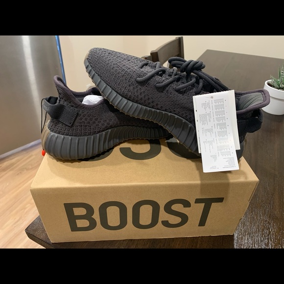 Used Adidas Yeezy Boost 350 V2 Cinder for sale in Miami